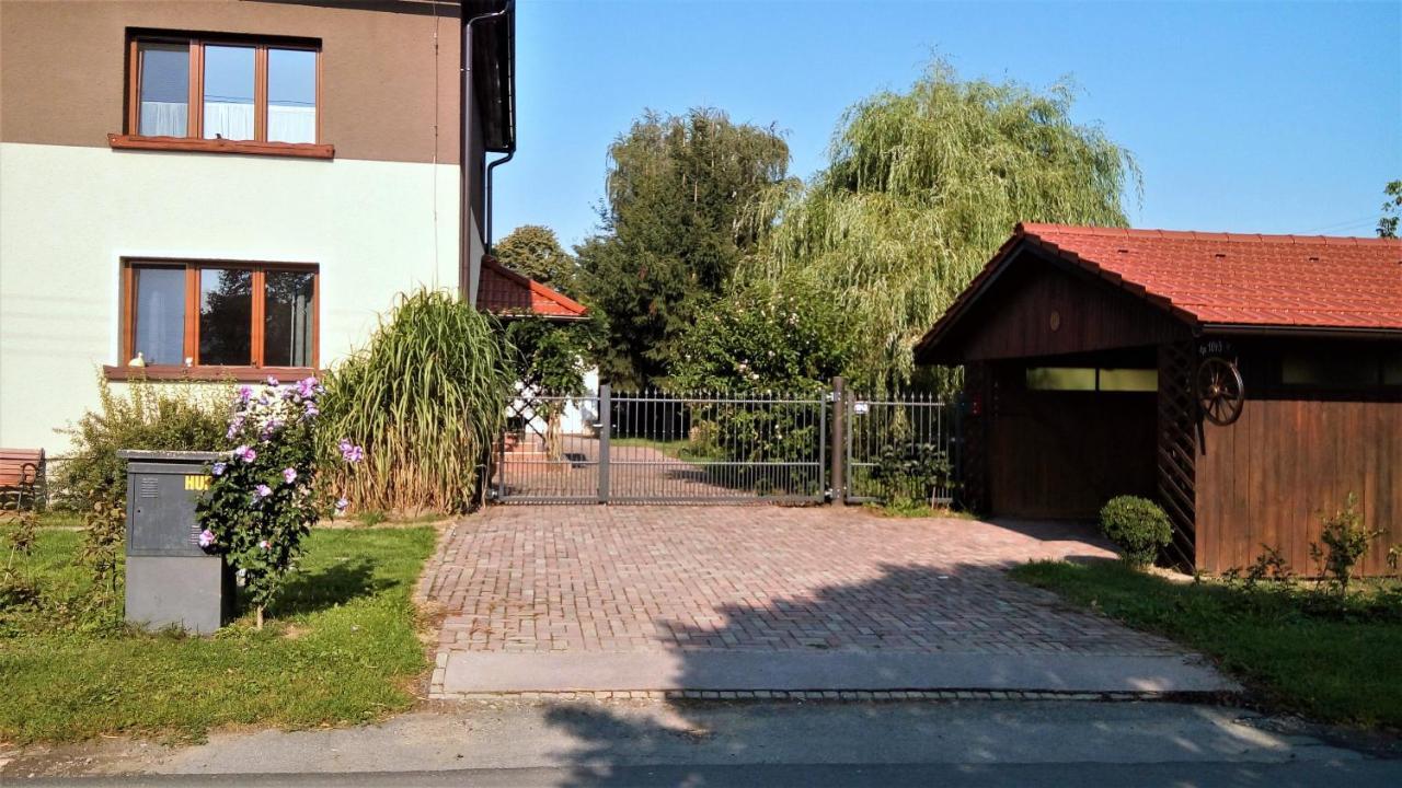 Farma U Prokopu Humpolec Apartment Exterior photo